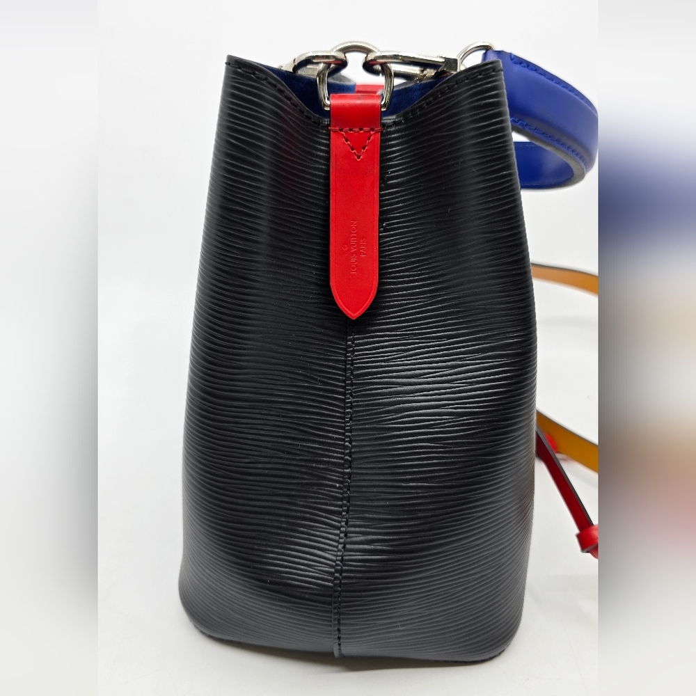 Louis Vuitton Epi Neonoe BB Black/Safran - Picture 6 of 15